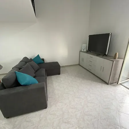 Casa Vacanza By Enzo Apartment *